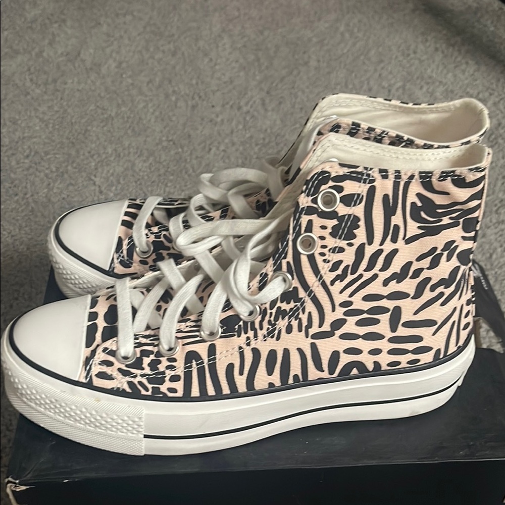 Converse Black and Cream High-Top Sneakers with Zebra Pattern